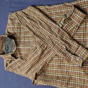 Men's Van Heusen long sleeve button down casual shirt